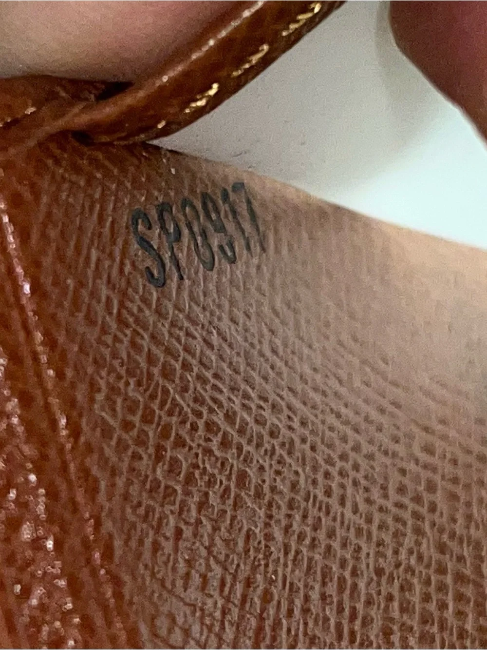 Louis Vuitton NWOT Taiga Leather ID/Card Holder